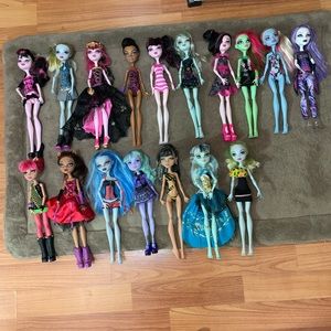 Monster High Doll Bundle